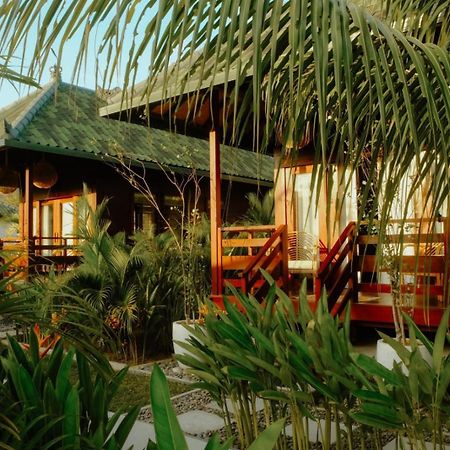 Kura Kura House Hotel Sekongkang Exterior foto